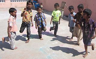 320px-Game_stand_in_one_leg_competition